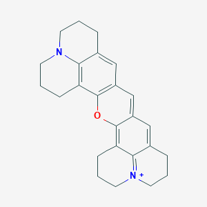 molecular formula C25H27N2O+ B1245281 2,3,6,7,12,13,16,17-八氢吡啶并[3,2,1-ij]喹喔啉并[1',9':6,7,8]色满并[2,3-f]喹啉-18-鎓 