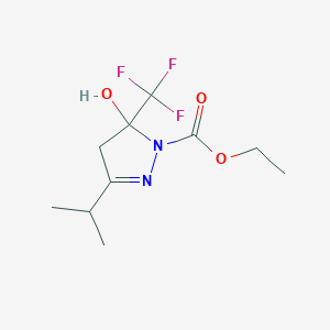 molecular formula C10H15F3N2O3 B12453286 ethyl 5-hydroxy-3-(propan-2-yl)-5-(trifluoromethyl)-4,5-dihydro-1H-pyrazole-1-carboxylate 