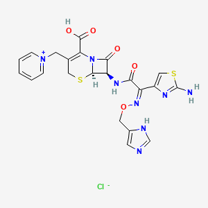 molecular formula C22H21ClN8O5S2 B1245423 7-(2-(2-Aminothiazol-4-yl)-2-(1H-imidazol-4-yl)methoxyiminoacetamido)-3-((1-pyridinio)methyl)-8-oxo-5-thia-1-azabicyclo(4.2.0)oct-2-ene-2-carboxylate hcl CAS No. 96902-44-2