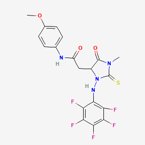 N-(4-methoxyphenyl)-2-{1-methyl-5-oxo-3-[(pentafluorophenyl)amino]-2-thioxoimidazolidin-4-yl}acetamide