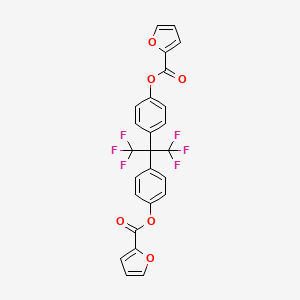 molecular formula C25H14F6O6 B12470323 (1,1,1,3,3,3-Hexafluoropropane-2,2-diyl)dibenzene-4,1-diyl difuran-2-carboxylate 