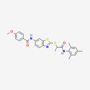 4-methoxy-N-[2-({1-oxo-1-[(2,4,6-trimethylphenyl)amino]propan-2-yl}sulfanyl)-1,3-benzothiazol-6-yl]benzamide