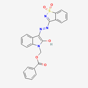 {(3Z)-3-[2-(1,1-dioxido-1,2-benzothiazol-3-yl)hydrazinylidene]-2-oxo-2,3-dihydro-1H-indol-1-yl}methyl benzoate