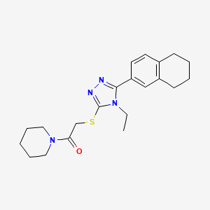 2-{[4-ethyl-5-(5,6,7,8-tetrahydronaphthalen-2-yl)-4H-1,2,4-triazol-3-yl]sulfanyl}-1-(piperidin-1-yl)ethanone