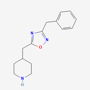 4-[(3-Benzyl-1,2,4-oxadiazol-5-yl)methyl]piperidine