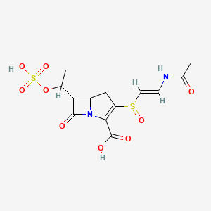 molecular formula C13H16N2O9S2 B1250276 3-[(E)-2-乙酰氨基乙烯基]亚磺酰基-7-氧代-6-(1-磺酰氧乙基)-1-氮杂双环[3.2.0]庚-2-烯-2-羧酸 