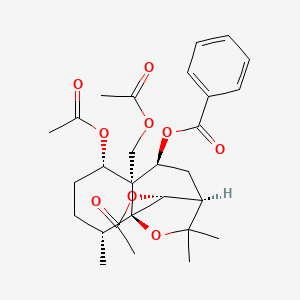 molecular formula C28H36O9 B1251905 [(1S,2R,5S,6S,7S,9R,12R)-5,12-diacetyloxy-6-(acetyloxymethyl)-2,10,10-trimethyl-11-oxatricyclo[7.2.1.01,6]dodecan-7-yl] benzoate 