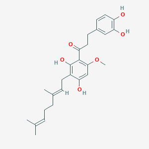 molecular formula C26H32O6 B1254804 3'-香叶基-3,4,2',4'-四羟基-6'-甲氧基二氢查耳酮 