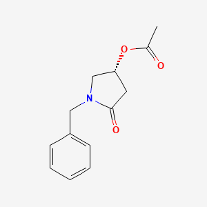 (3R)-1-Benzyl-5-oxopyrrolidin-3-yl acetate