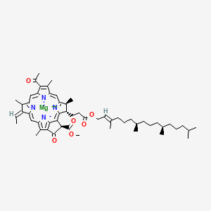 molecular formula C55H72MgN4O6 B1257700 magnesium;methyl (3R,11Z,21S,22S)-16-acetyl-11-ethylidene-12,17,21,26-tetramethyl-4-oxo-22-[3-oxo-3-[(E,7R,11R)-3,7,11,15-tetramethylhexadec-2-enoxy]propyl]-23,25-diaza-7,24-diazanidahexacyclo[18.2.1.15,8.110,13.115,18.02,6]hexacosa-1,5,8(26),9,13(25),14,16,18,20(23)-nonaene-3-carboxylate 