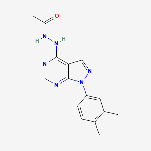 molecular formula C15H16N6O B1257810 N'-[1-(3,4-dimethylphenyl)-4-pyrazolo[3,4-d]pyrimidinyl]acetohydrazide 