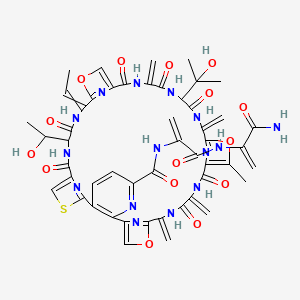 N-[3-[(3-amino-3-oxoprop-1-en-2-yl)amino]-3-oxoprop-1-en-2-yl]-17-ethylidene-14-(1-hydroxyethyl)-27-(2-hydroxypropan-2-yl)-33-methyl-24,30,37,40-tetramethylidene-12,15,22,25,28,35,38-heptaoxo-19,32,42-trioxa-9-thia-3,13,16,23,26,29,36,39,44,45,46,47-dodecazahexacyclo[39.2.1.18,11.118,21.131,34.02,7]heptatetraconta-1(43),2(7),3,5,8(47),10,18(46),20,31(45),33,41(44)-undecaene-4-carboxamide