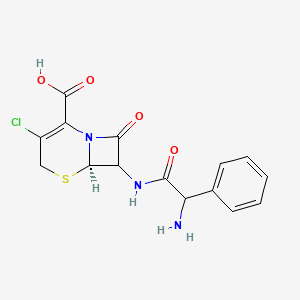 (6R)-7-[(2-amino-1-oxo-2-phenylethyl)amino]-3-chloro-8-oxo-5-thia-1-azabicyclo[4.2.0]oct-2-ene-2-carboxylic acid