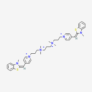 molecular formula C41H54N6S2+4 B1262588 2,2'-{丙烷-1,3-二基双[(二甲基氮杂阳离子)丙烷-3,1-二基吡啶-1-基-4-亚甲基亚甲基]}双(3-甲基-1,3-苯并噻唑-3-鎓) 