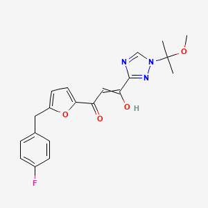 1-{5-[(4-Fluorophenyl)methyl]furan-2-yl}-3-hydroxy-3-[1-(2-methoxypropan-2-yl)-1H-1,2,4-triazol-3-yl]prop-2-en-1-one