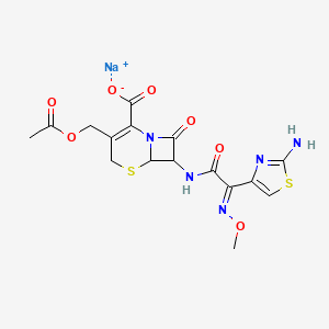 molecular formula C16H16N5NaO7S2 B1264886 3-(乙酰氧甲基)-7-[[(2E)-2-(2-氨基-1,3-噻唑-4-基)-2-甲氧基亚氨基乙酰]氨基]-8-氧代-5-噻-1-氮杂双环[4.2.0]辛-2-烯-2-羧酸钠 