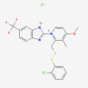 molecular formula C22H18Cl2F3N3OS2 B12716856 Pyridinium, 2-(((2-chlorophenyl)dithio)methyl)-4-methoxy-3-methyl-1-(5-(trifluoromethyl)-1H-benzimidazol-2-yl)-, chloride CAS No. 124474-48-2