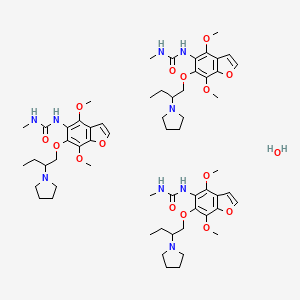 molecular formula C60H89N9O16 B12738015 N-(4,7-Dimethoxy-6-(2-pyrrolidinobutoxy)-5-benzofuranyl)-N'-methylurea hydrate CAS No. 102433-27-2