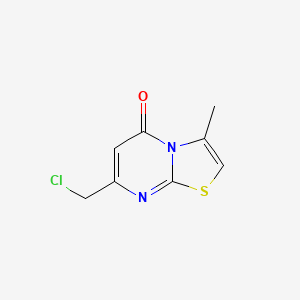 B1275001 7-(chloromethyl)-3-methyl-5H-[1,3]thiazolo[3,2-a]pyrimidin-5-one CAS No. 100003-81-4