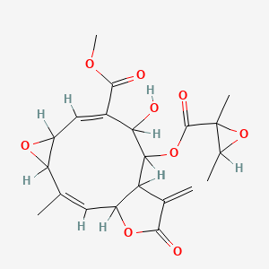 methyl (2Z,7E)-10-(2,3-dimethyloxirane-2-carbonyl)oxy-9-hydroxy-3-methyl-12-methylidene-13-oxo-5,14-dioxatricyclo[9.3.0.04,6]tetradeca-2,7-diene-8-carboxylate