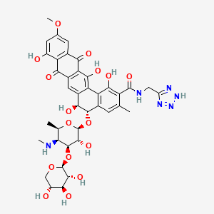 molecular formula C39H42N6O16 B12763587 Benzo(a)naphthacene-2-carboxamide, 5-((4,6-dideoxy-4-(methylamino)-3-O-beta-D-xylopyranosyl-beta-D-galactopyranosyl)oxy)-5,6,8,13-tetrahydro-1,6,9,14-tetrahydroxy-11-methoxy-3-methyl-8,13-dioxo-N-(1H-tetrazol-5-ylmethyl)-, (5S-trans)- CAS No. 148677-07-0