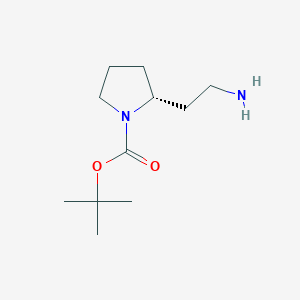 molecular formula C11H22N2O2 B1276724 (R)-2-(氨基乙基)-1-N-叔丁氧羰基吡咯烷 CAS No. 550378-07-9