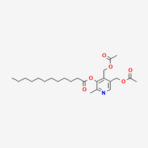 3-o-Lauroylpyridoxol diacetate