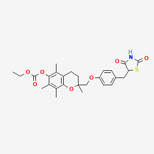 molecular formula C27H31NO7S B12776712 5-(4-(6-Ethoxycarbonyloxy-2,5,7,8-tetramethylchroman-2-ylmethoxy)benzyl)thiazolidine-2,4-dione CAS No. 137786-87-9