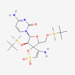 4-amino-1-[(8R,9R)-4-amino-9-[tert-butyl(dimethyl)silyl]oxy-6-[[tert-butyl(dimethyl)silyl]oxymethyl]-2,2-dioxo-1,7-dioxa-2lambda6-thiaspiro[4.4]non-3-en-8-yl]pyrimidin-2-one