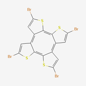 (1Z,6Z,11Z,16Z)-4,9,14,19-tetrabromo-3,10,13,20-tetrathiapentacyclo[15.3.0.02,6.07,11.012,16]icosa-1,4,6,8,11,14,16,18-octaene