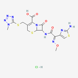 7-[[(2E)-2-(2-amino-1,3-thiazol-4-yl)-2-methoxyiminoacetyl]amino]-3-[(1-methyltetrazol-5-yl)sulfanylmethyl]-8-oxo-5-thia-1-azabicyclo[4.2.0]oct-2-ene-2-carboxylic acid;hydrochloride