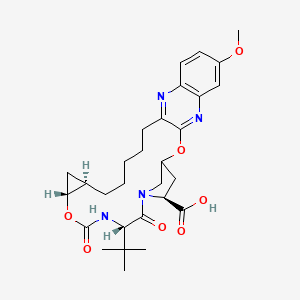 molecular formula C29H38N4O7 B12828650 (18R,20R,24S,27S)-24-tert-butyl-7-methoxy-22,25-dioxo-2,21-dioxa-4,11,23,26-tetrazapentacyclo[24.2.1.03,12.05,10.018,20]nonacosa-3,5(10),6,8,11-pentaene-27-carboxylic acid 