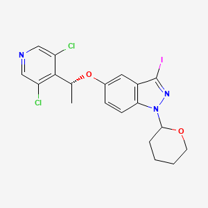 molecular formula C19H18Cl2IN3O2 B12834375 5-((R)-1-(3,5-Dichloropyridin-4-yl)ethoxy)-3-iodo-1-(tetrahydro-2H-pyran-2-yl)-1H-indazole 