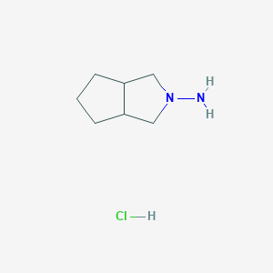 molecular formula C7H15ClN2 B128400 3-氨基-3-氮杂双环[3.3.0]辛烷盐酸盐 CAS No. 58108-05-7