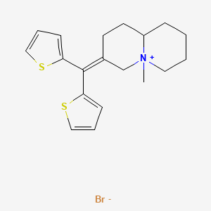 7-(Dithiophen-2-ylmethylidene)-5-methyl-1,2,3,4,6,8,9,9a-octahydroquinolizin-5-ium bromide