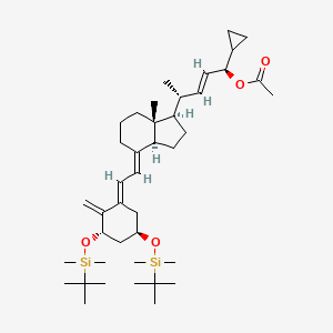 molecular formula C41H70O4Si2 B12845252 (1R,4R,E)-4-((1R,3aS,7aR,E)-4-((E)-2-((3S,5R)-3,5-bis((tert-butyldimethylsilyl)oxy)-2-methylenecyclohexylidene)ethylidene)-7a-methyloctahydro-1H-inden-1-yl)-1-cyclopropylpent-2-en-1-yl acetate 