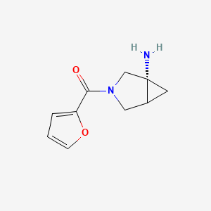 molecular formula C10H12N2O2 B12866687 ((1R)-1-Amino-3-azabicyclo[3.1.0]hexan-3-yl)(furan-2-yl)methanone 