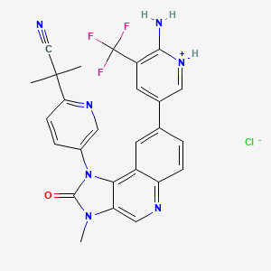 molecular formula C26H21ClF3N7O B12870231 8-(6-Amino-5-(trifluoromethyl)pyridin-3-yl)-1-(6-(2-cyanopropan-2-yl)pyridin-3-yl)-3-methyl-2-oxo-2,3-dihydro-1H-imidazo[4,5-c]quinolin-5-ium chloride 