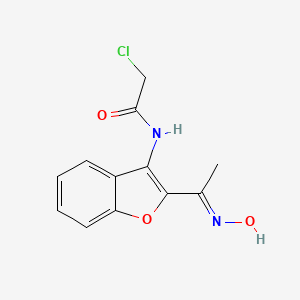 2-Chloro-N-(2-(1-(hydroxyimino)ethyl)benzofuran-3-yl)acetamide