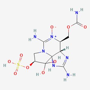 [(3aS,4R,9S,10aS)-2-amino-5,10,10-trihydroxy-6-imino-9-sulfooxy-3a,4,8,9-tetrahydro-1H-pyrrolo[1,2-c]purin-4-yl]methyl carbamate