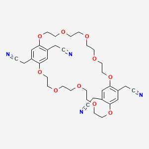 2,2',2'',2'''-(2,5,8,11,14,16,19,22,25,28-Decaoxa-1,15(1,4)-dibenzenacyclooctacosaphane-12,15,152,155-tetrayl)tetraacetonitrile