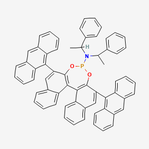 molecular formula C64H46NO2P B12946390 10,16-di(anthracen-9-yl)-N,N-bis(1-phenylethyl)-12,14-dioxa-13-phosphapentacyclo[13.8.0.02,11.03,8.018,23]tricosa-1(15),2(11),3,5,7,9,16,18,20,22-decaen-13-amine 