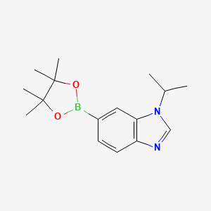 molecular formula C16H23BN2O2 B12946844 1-Isopropyl-6-(4,4,5,5-tetramethyl-1,3,2-dioxaborolan-2-yl)-1H-benzo[d]imidazole 