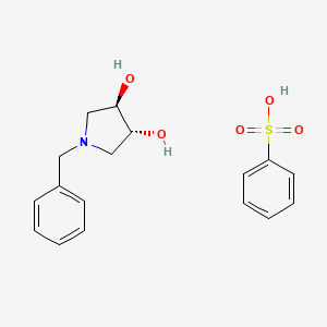 molecular formula C17H21NO5S B12951921 Rel-(3R,4R)-1-benzylpyrrolidine-3,4-diol benzenesulfonate 