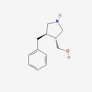 molecular formula C12H17NO B12985075 ((3R,4R)-4-Benzylpyrrolidin-3-yl)methanol CAS No. 910095-61-3