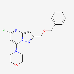 molecular formula C18H19ClN4O2 B12986643 4-(2-((Benzyloxy)methyl)-5-chloropyrazolo[1,5-a]pyrimidin-7-yl)morpholine 