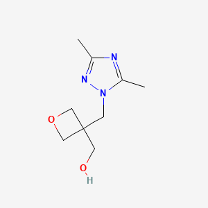 molecular formula C9H15N3O2 B13005438 (3-((3,5-Dimethyl-1H-1,2,4-triazol-1-yl)methyl)oxetan-3-yl)methanol 