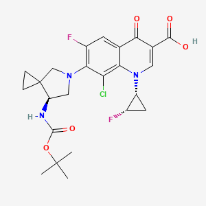 molecular formula C24H26ClF2N3O5 B13005509 8-chloro-6-fluoro-1-[(1R,2S)-2-fluorocyclopropyl]-7-[(7S)-7-[(2-methylpropan-2-yl)oxycarbonylamino]-5-azaspiro[2.4]heptan-5-yl]-4-oxoquinoline-3-carboxylic acid 