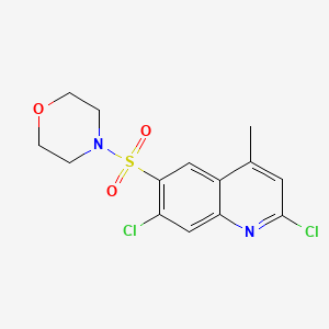 molecular formula C14H14Cl2N2O3S B13008005 4-((2,7-Dichloro-4-methylquinolin-6-yl)sulfonyl)morpholine 