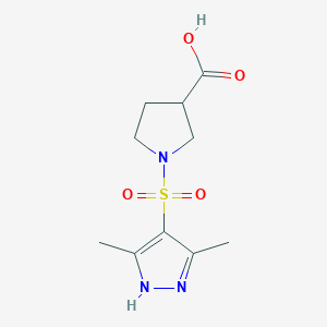 molecular formula C10H15N3O4S B13014133 1-((3,5-Dimethyl-1H-pyrazol-4-yl)sulfonyl)pyrrolidine-3-carboxylic acid 